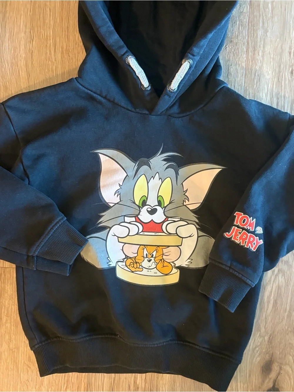 Reserved Kids Tom and Jerry Graphic Pullover Hoodie size 2